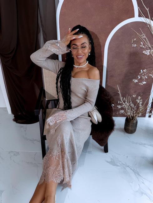 Adīta kleita "EMBER FIRE 552" - TUMŠI BĒŠA